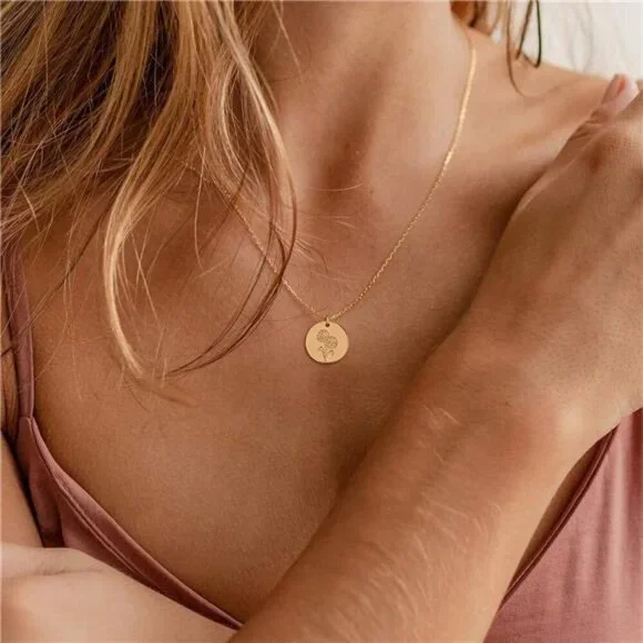 MEVECCO Birth Flower Necklace 18k Gold Custom Floral Pendant Necklaces Dainty - Picture 2 of 7